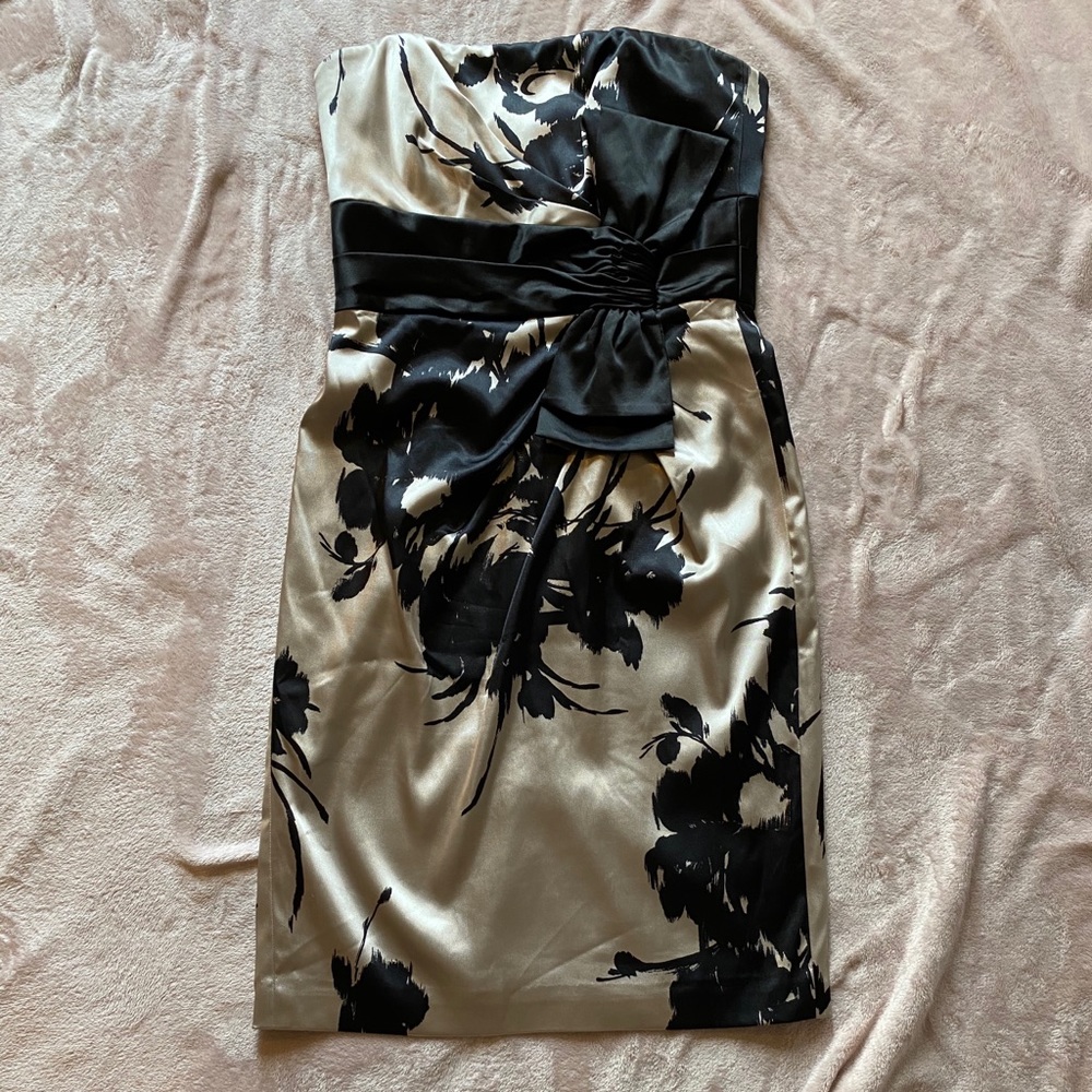 WHBM Bow Detail Strapless Satin Cocktail Dress